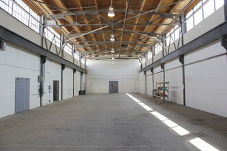 1618-1620 Central Ave NE, Minneapolis, MN for lease Interior Photo- Image 2 of 16