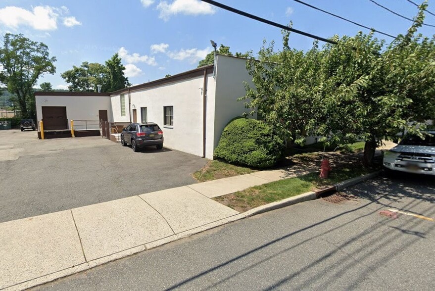 180 5th ave, Hawthorne, NJ for lease - Primary Photo - Image 1 of 15