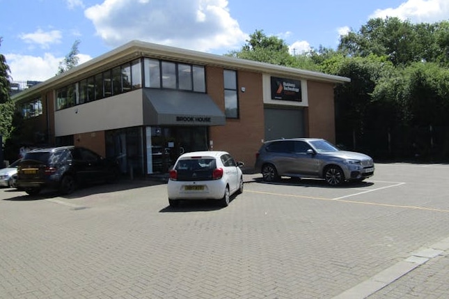 Downmill Rd, Bracknell for lease Building Photo- Image 1 of 5