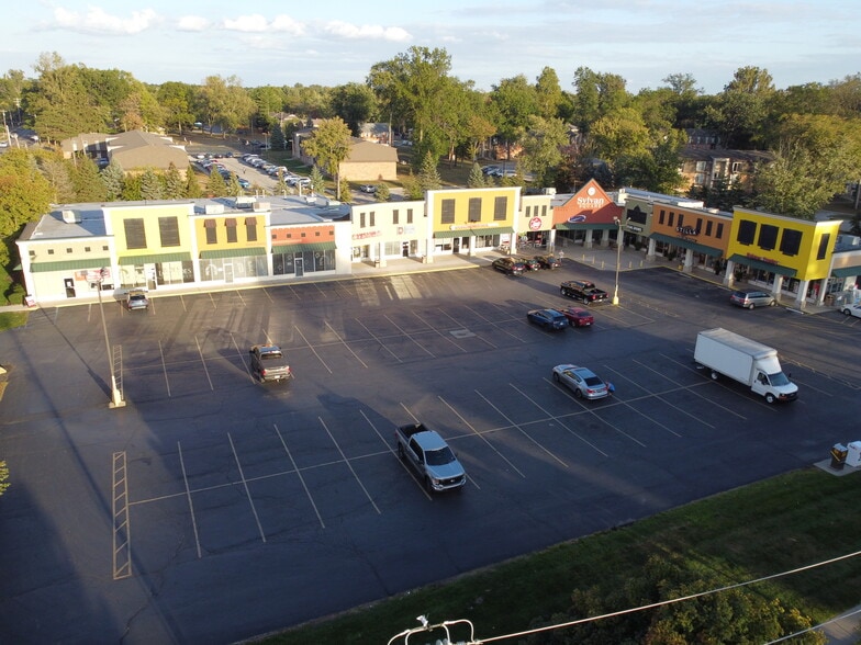 4900 N Mccord Rd, Sylvania, OH for lease - Building Photo - Image 2 of 5