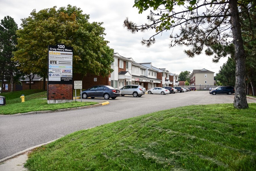 100 Craig Henry Dr, Nepean, ON for sale - Building Photo - Image 1 of 1