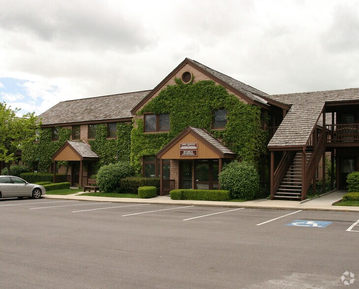 2230 N University Pky, Provo, UT à louer - Photo du bâtiment - Image 2 de 7