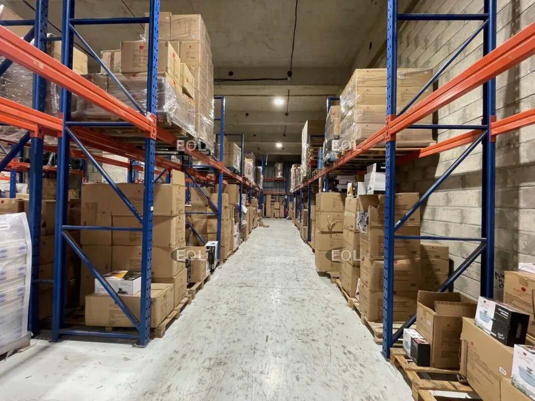 Flex in Pantin for lease Interior Photo- Image 1 of 4