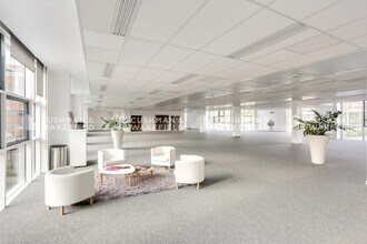 4-6 Rue Truillot, Ivry-sur-Seine à louer Photo intérieure- Image 2 de 6