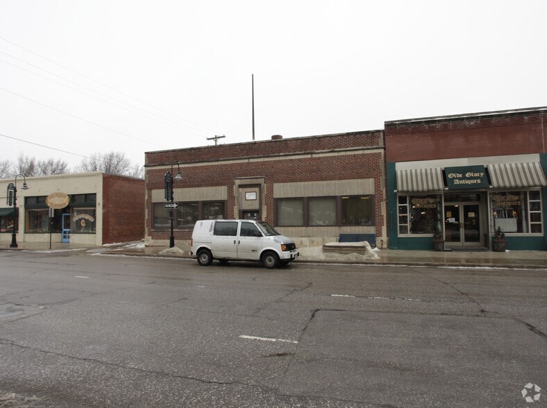 1621 S 17th St, Lincoln, NE à louer - Photo du bâtiment - Image 2 de 2