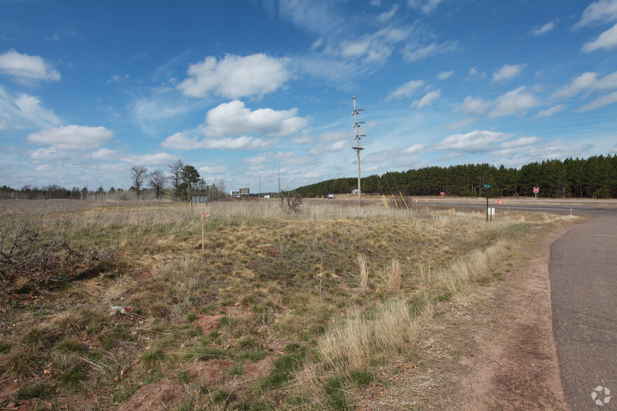 16075 Antler Inn Rd, Minong, WI for sale - Primary Photo - Image 1 of 1