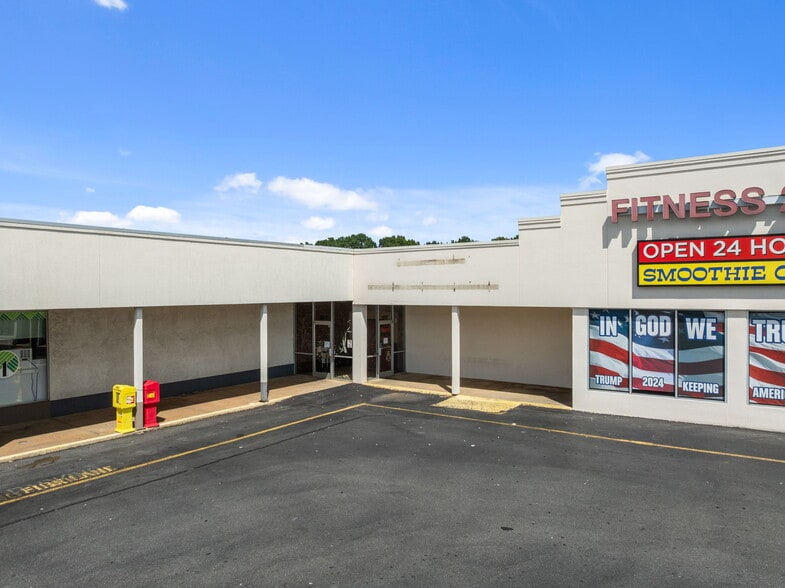 607 S Main St, King, NC for lease - Building Photo - Image 1 of 51