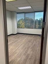 4606 FM 1960 W, Houston, TX à vendre Photo intérieure- Image 2 de 5