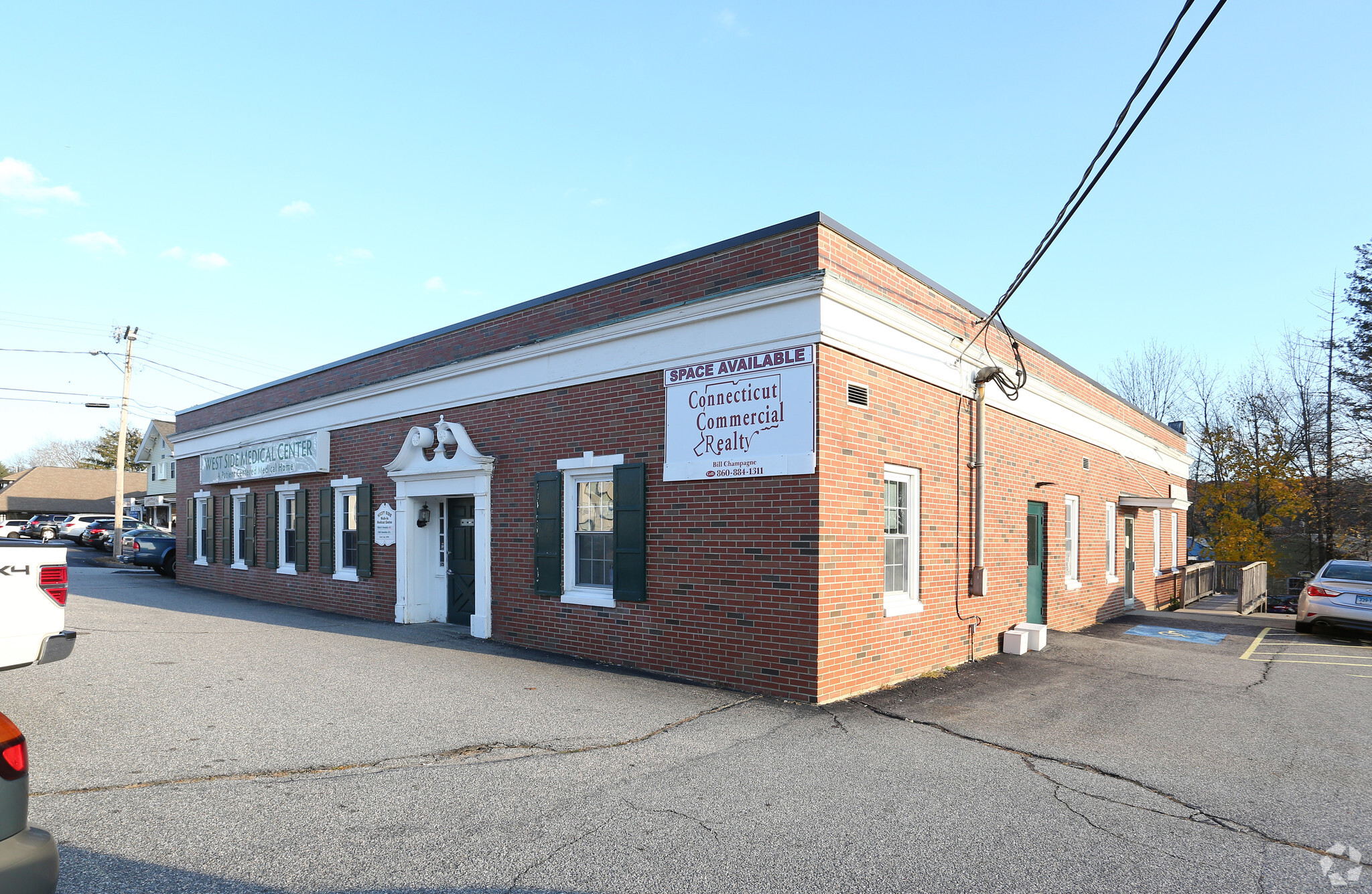 606 W Main St, Norwich, CT à vendre Photo principale- Image 1 de 1