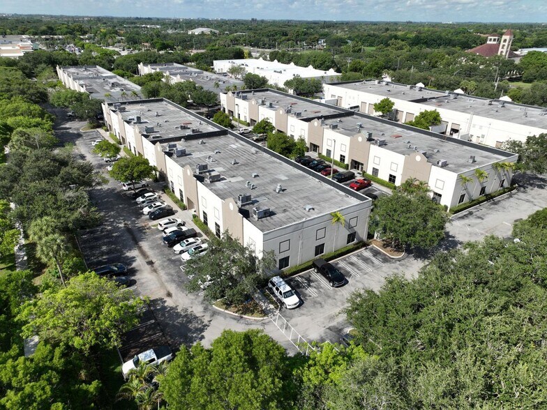 12239-12399 SW 53rd St, Cooper City, FL à louer - Photo du bâtiment - Image 2 de 43