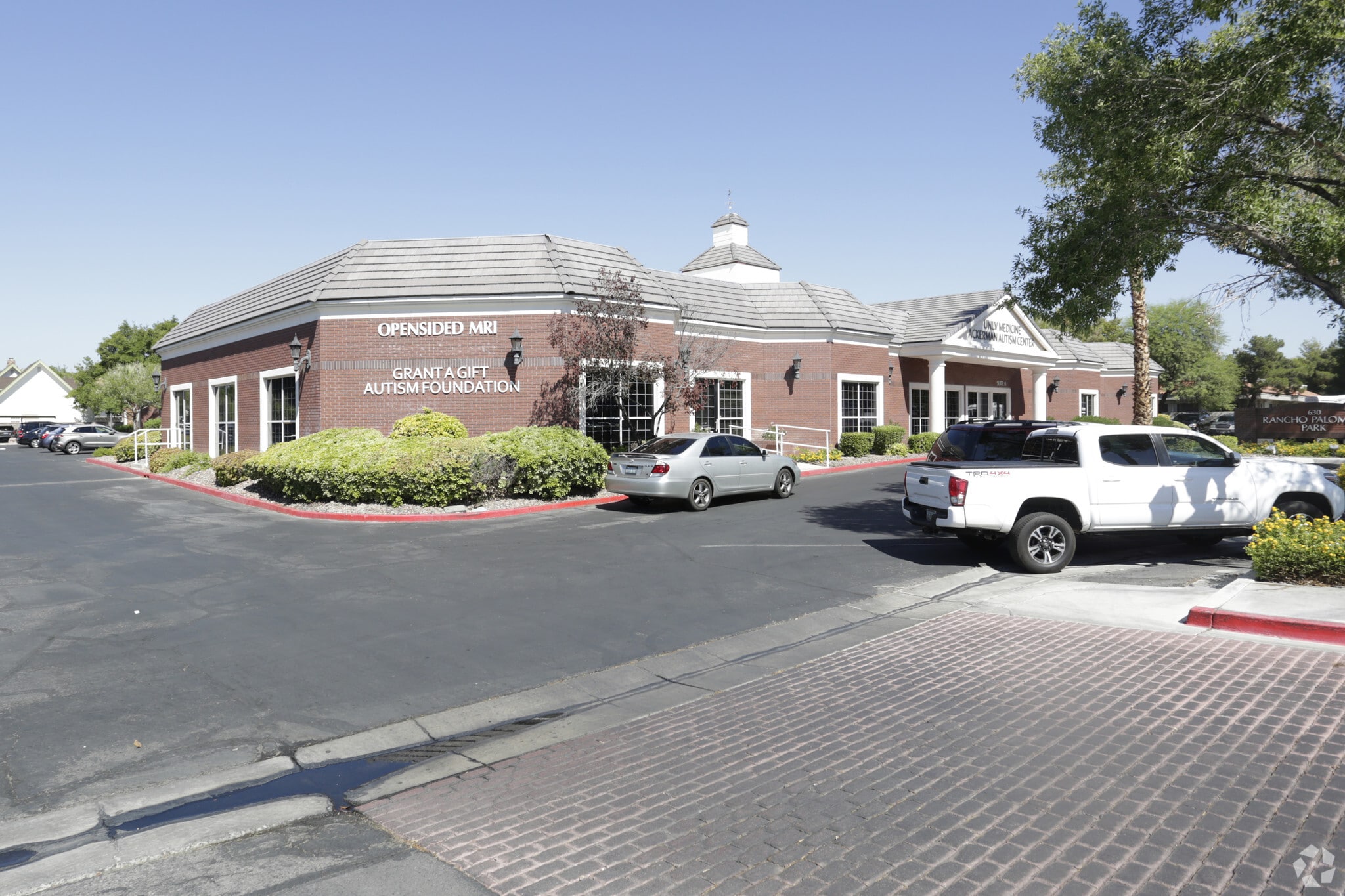 630 S Rancho Dr, Las Vegas, NV for lease Primary Photo- Image 1 of 38