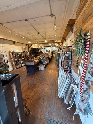 Plus de détails pour 2704 Grand Ave, Bellmore, NY - Commerce de détail à louer