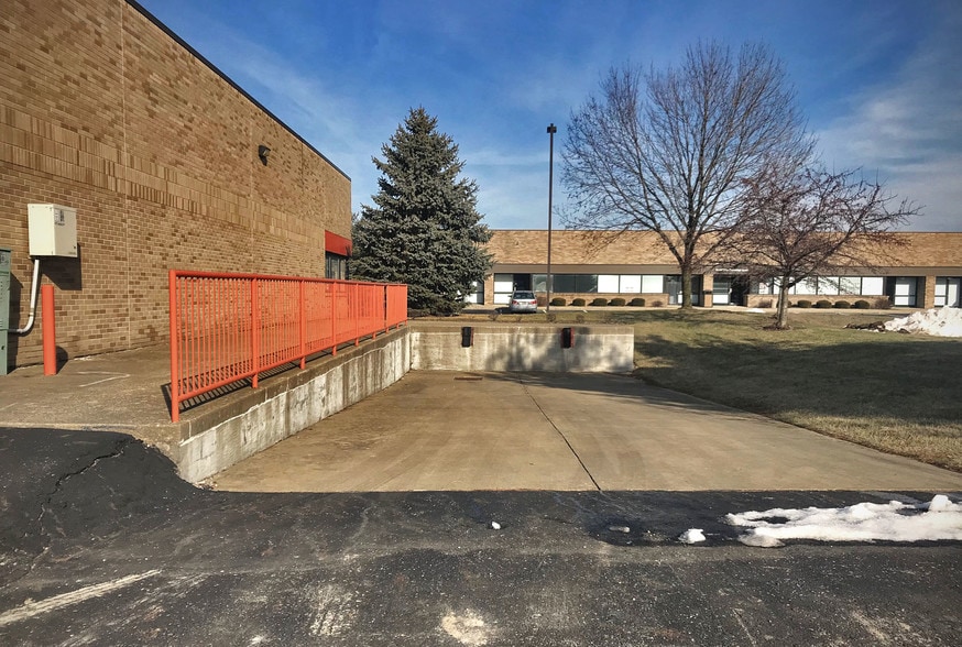4407-4417 Professional Pky, Groveport, OH à louer - Photo du bâtiment - Image 3 de 6