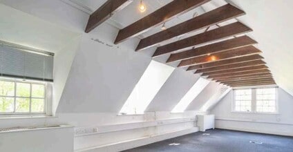 52 High St, Kingston Upon Thames à vendre Photo intérieure- Image 1 de 2