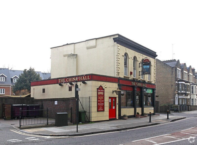 141 Lower Rd, Londres à louer - Photo du bâtiment - Image 2 de 2