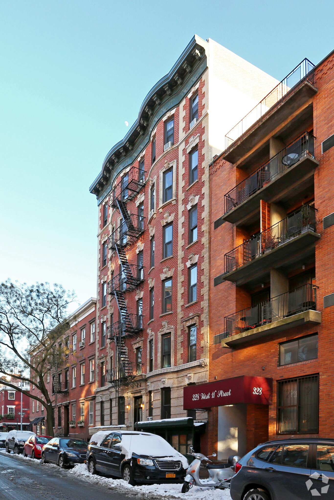 322-324 W 11th St, New York, NY for lease Primary Photo- Image 1 of 5