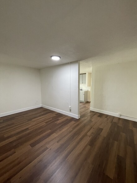 518 N Orange Blossom Trl, Orlando, FL for sale - Building Photo - Image 3 of 12