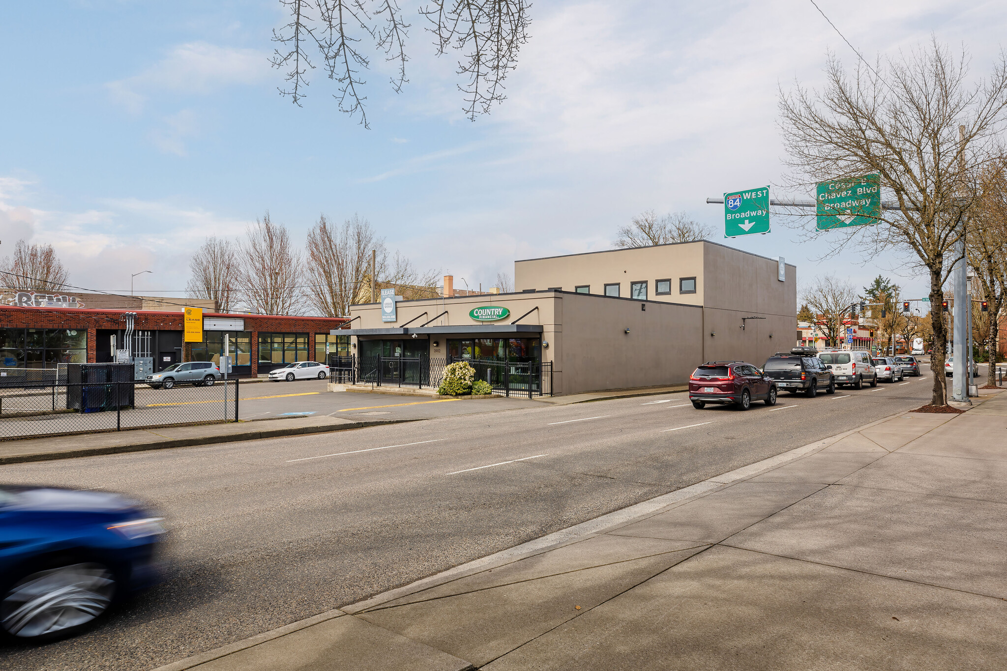 3902 NE Sandy Blvd, Portland, OR à louer Photo du bâtiment- Image 1 de 21