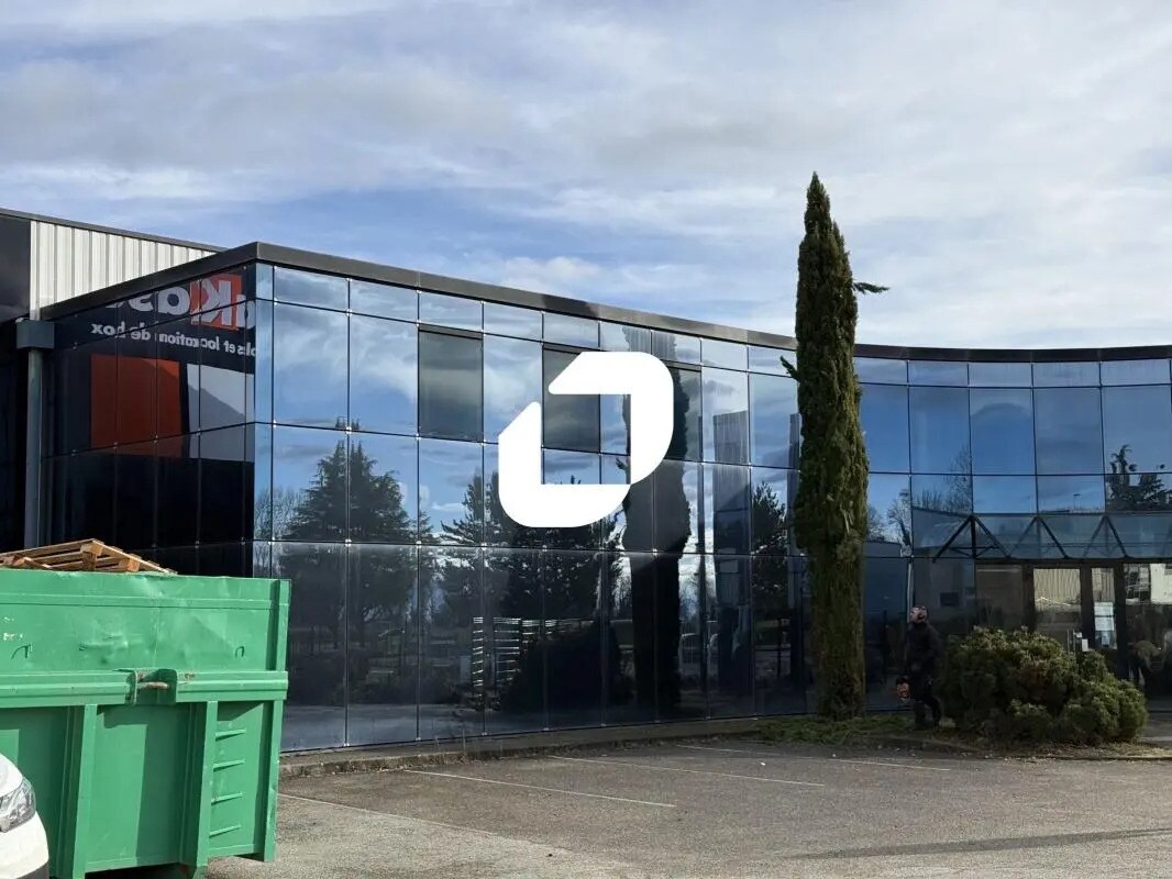 1 Parvis, Voiron for lease Building Photo- Image 1 of 9