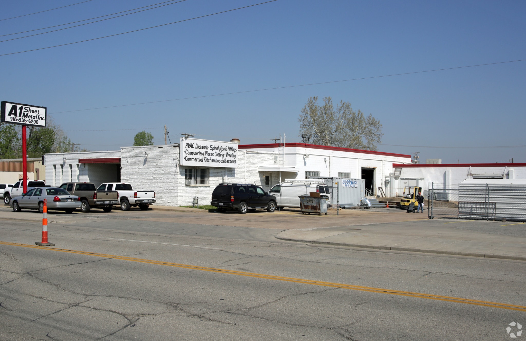 5909 E 15th St, Tulsa, OK for lease Primary Photo- Image 1 of 3