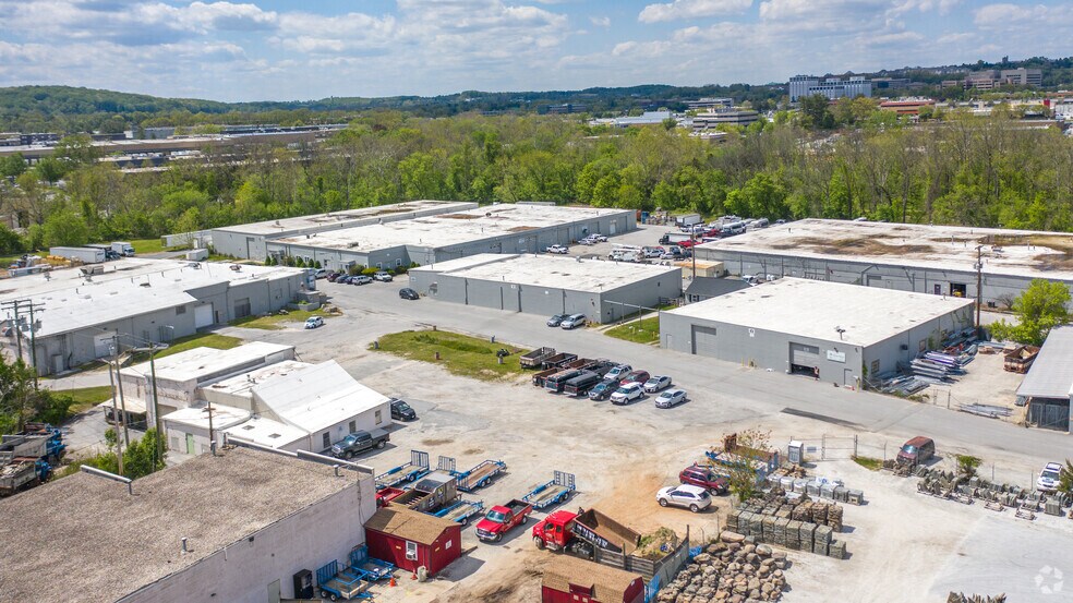 10836 Oak Ln, Cockeysville, MD for lease - Aerial - Image 2 of 3