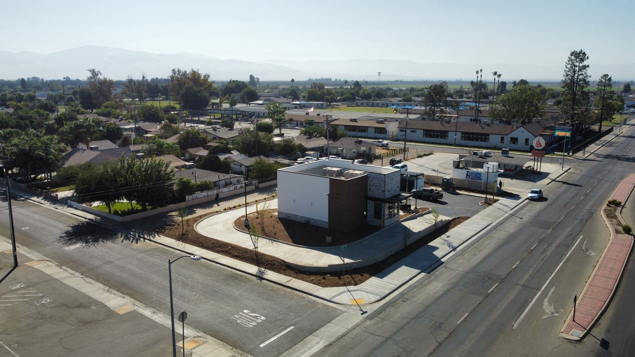 10601 Main St, Lamont, CA for lease Primary Photo- Image 1 of 5