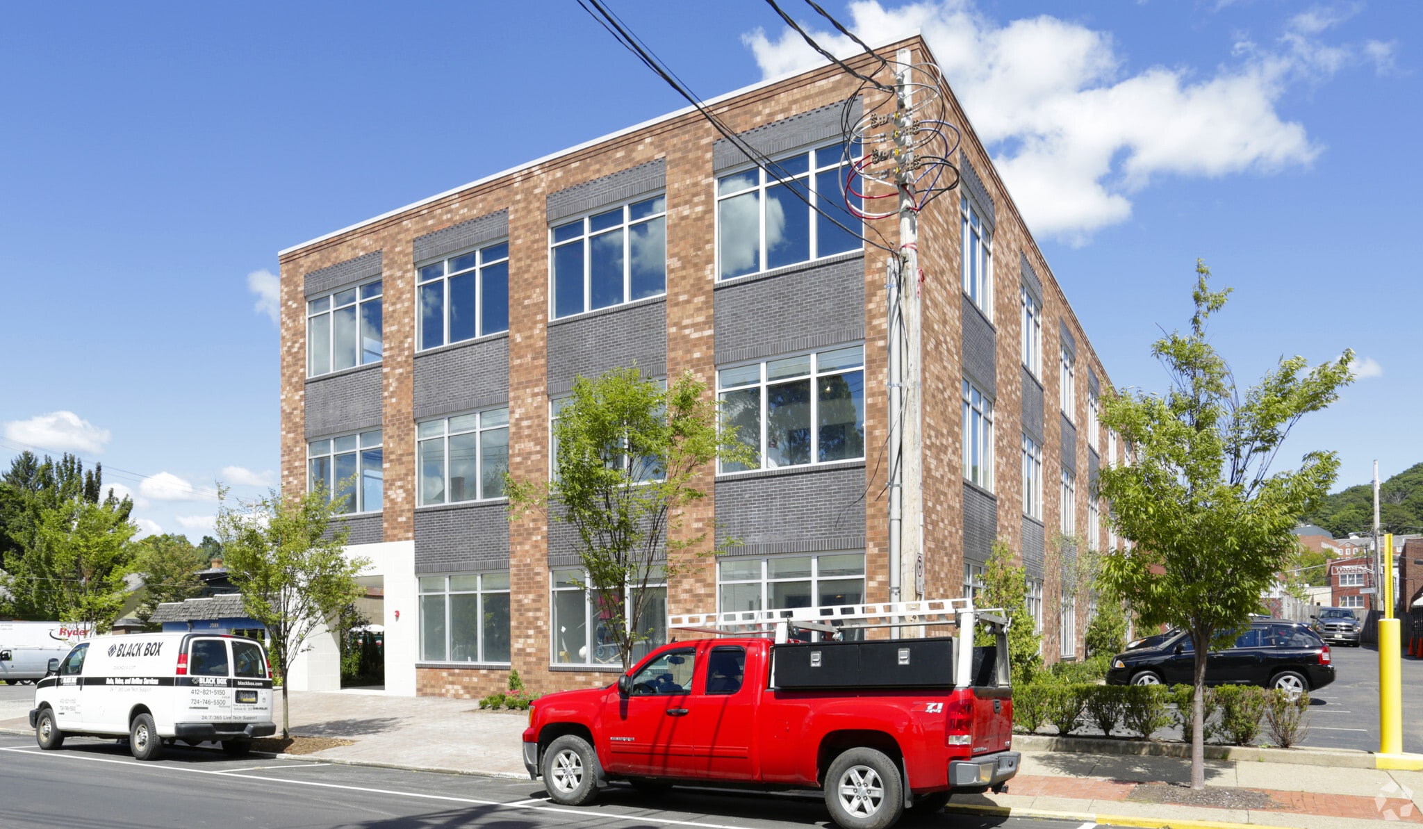 417 Thorn St, Sewickley, PA for lease Primary Photo- Image 1 of 4