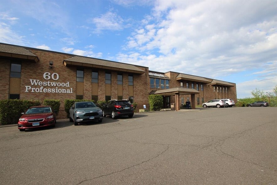 60 Westwood Ave, Waterbury, CT for sale - Building Photo - Image 3 of 21