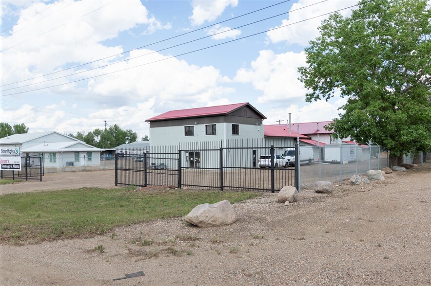 4703 42 St, Stettler, AB à vendre - Photo du bâtiment - Image 3 de 15