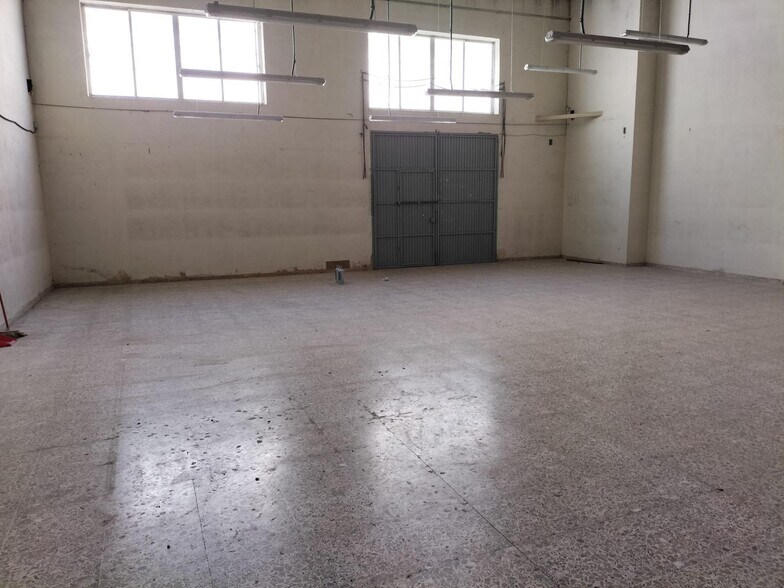 Industrial in Albatera, Alicante for sale - Interior Photo - Image 2 of 23