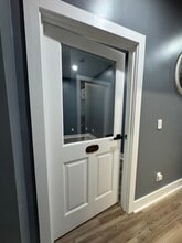 301-304 Macy Dr, Roswell, GA for lease Interior Photo- Image 1 of 3