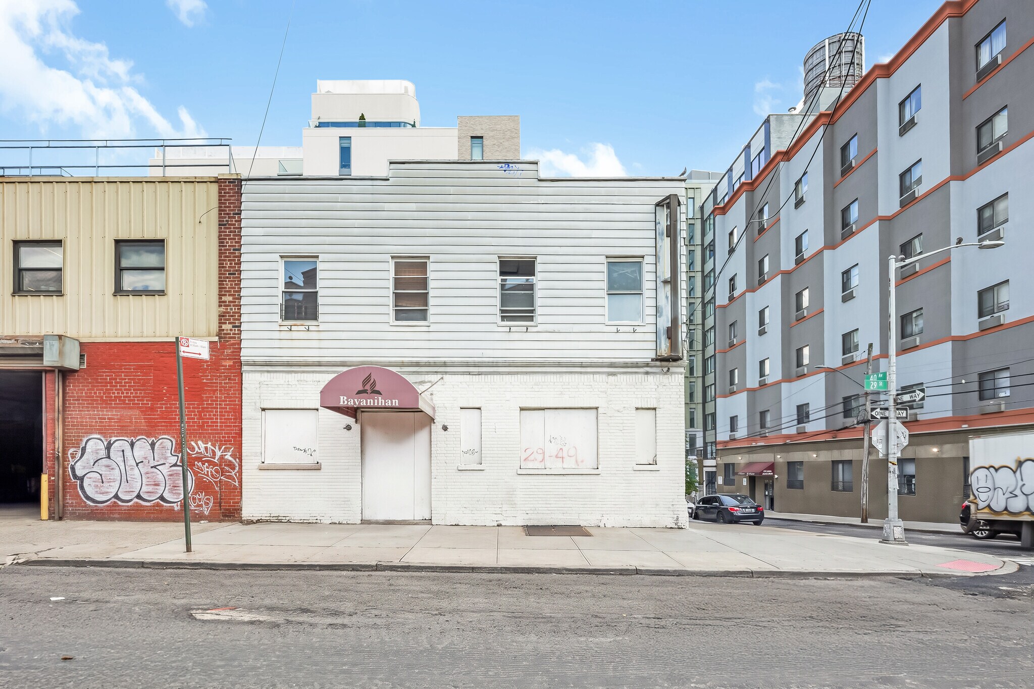 39-49 29th St, Long Island, Long Island City, NY à vendre Photo du bâtiment- Image 1 de 4