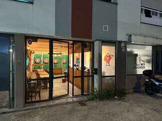 Plus de détails pour Commerce de détail à vendre