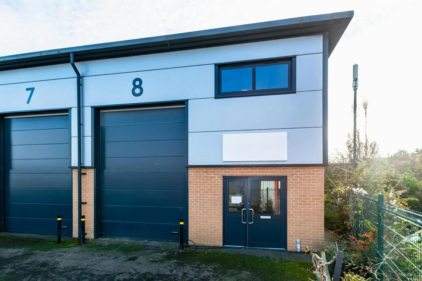 Wharfdale Rd, Bournemouth à louer Photo du bâtiment- Image 1 de 5