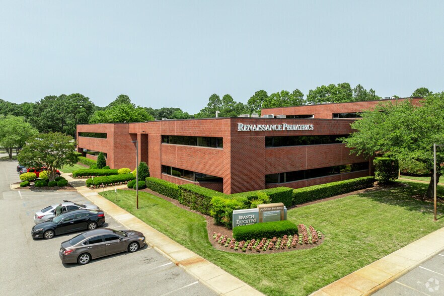 4012 Raintree Rd, Chesapeake, VA à louer - Photo principale - Image 1 de 4