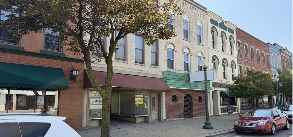 35 S Monroe St, Monroe, MI for lease - Building Photo - Image 2 of 2