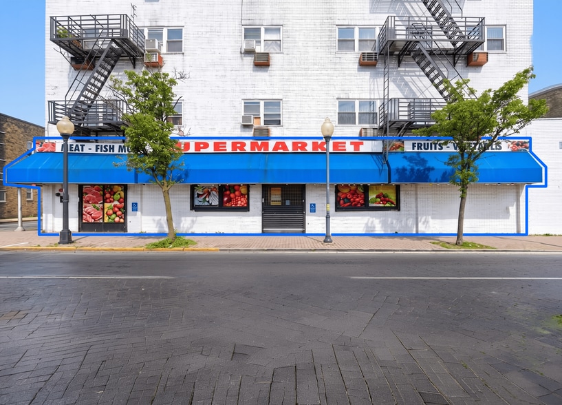 325 Henry St, Orange, NJ for lease - Building Photo - Image 1 of 11
