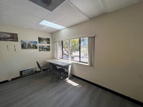 126 S Federal Hwy, Dania, FL for lease Interior Photo- Image 2 of 3