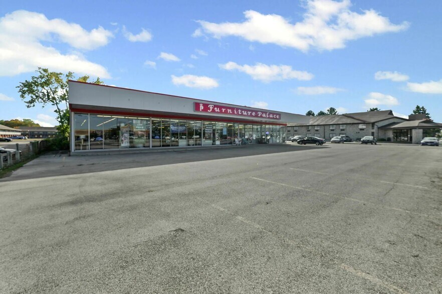 1436 Reynolds Rd, Maumee, OH for lease - Building Photo - Image 2 of 29