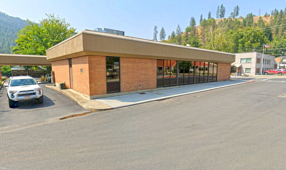 333 Michigan Ave, Orofino, ID à vendre - Photo du bâtiment - Image 3 de 5