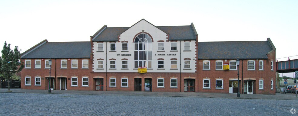 St Georges Sq, Portsmouth à vendre - Photo principale - Image 1 de 57