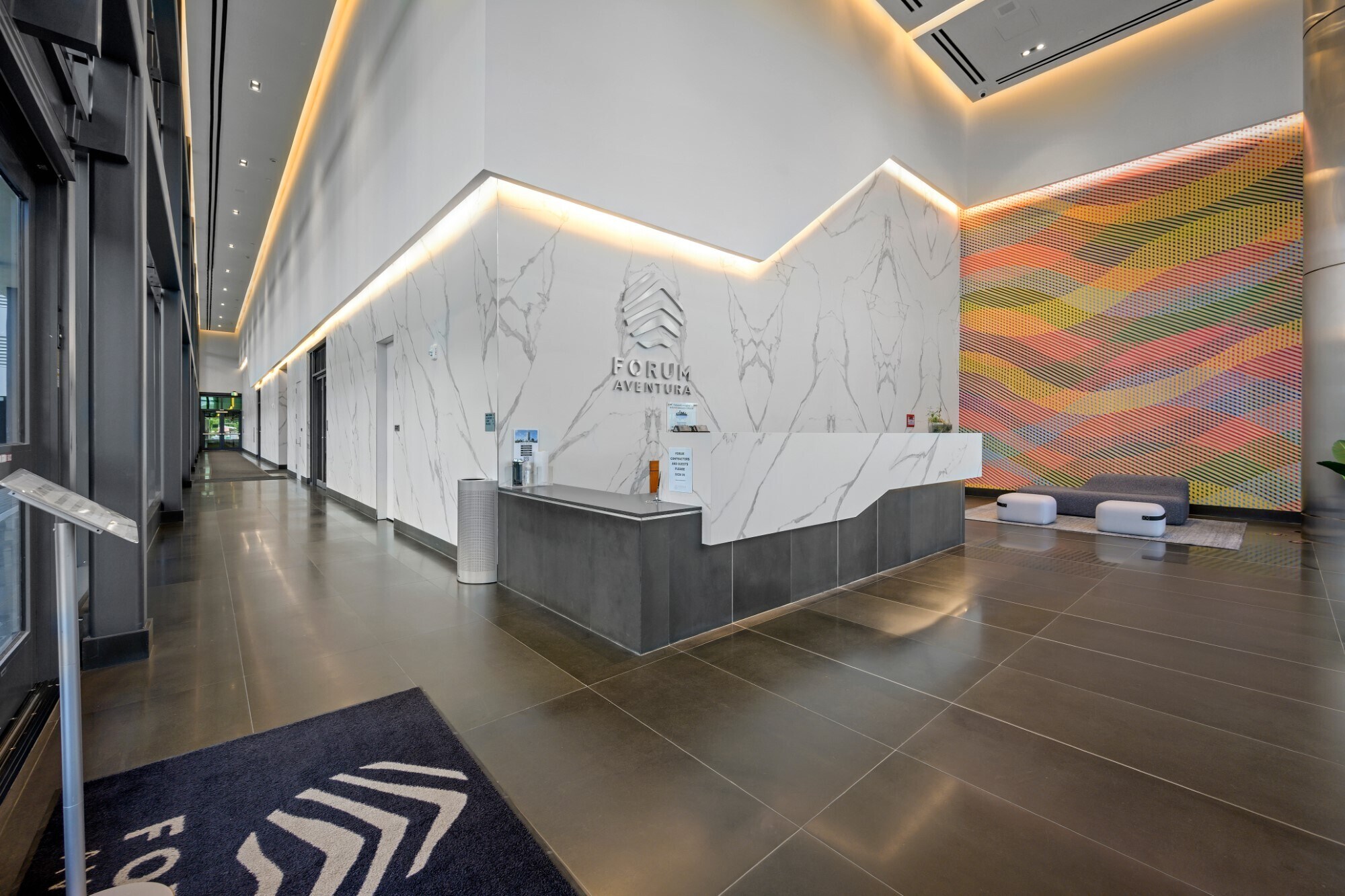 19790 W Dixie Hwy, Aventura, FL à louer Photo du bâtiment- Image 1 de 23