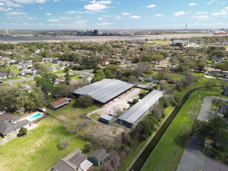 1721 General Collins Ave, New Orleans, LA à vendre - Photo du bâtiment - Image 2 de 55