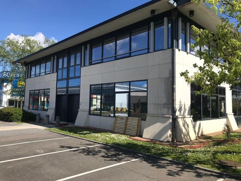 Flex dans Trappes à louer - Photo du bâtiment - Image 2 de 5