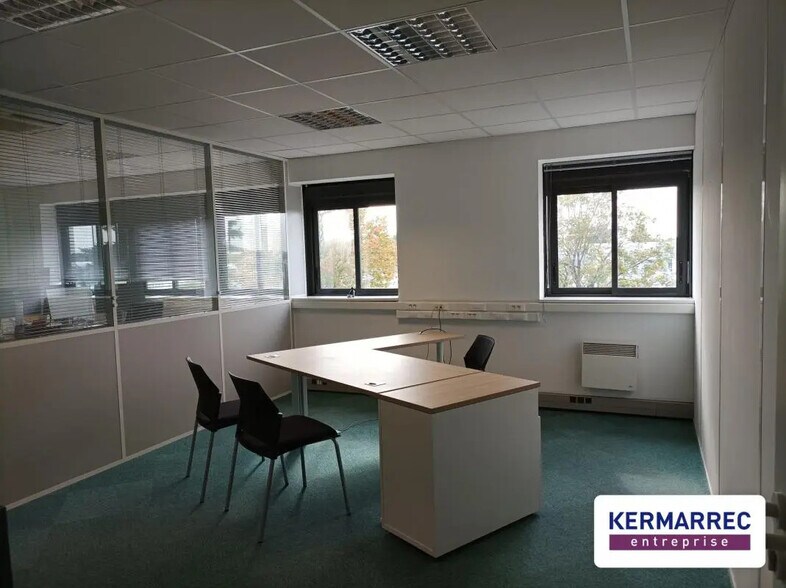 Bureau dans Bouguenais à louer - Photo du bâtiment - Image 2 de 5