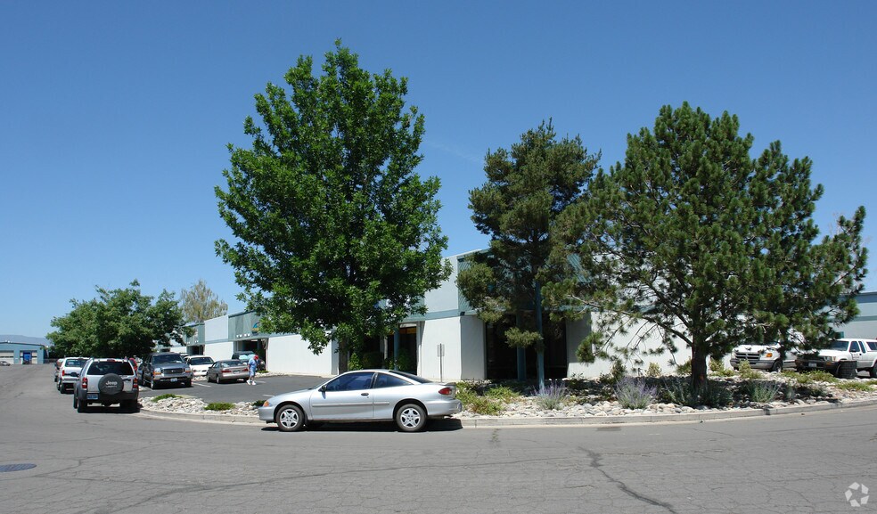 56-104 E Glendale Ave, Sparks, NV à louer - Photo principale - Image 3 de 9