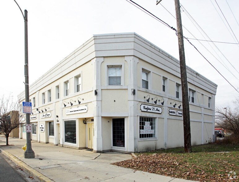 520-532 S York St, Elmhurst, IL à louer - Photo du bâtiment - Image 3 de 10