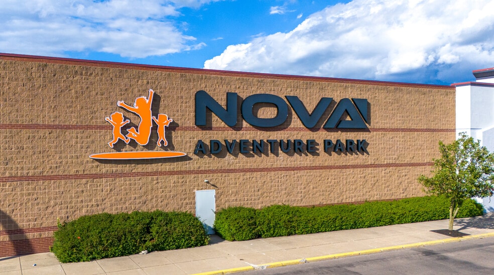 5100 Glencrossing Way, Cincinnati, OH for lease - Building Photo - Image 1 of 32