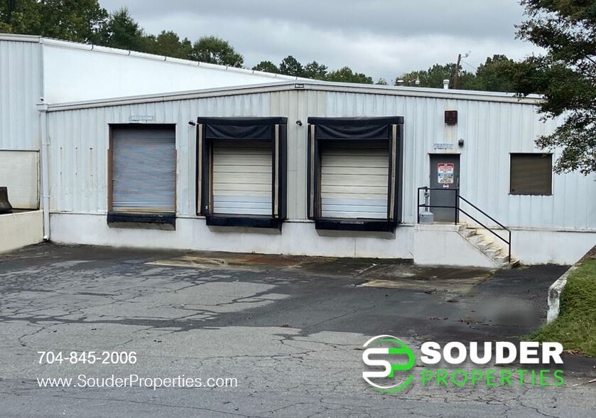 10721 John Price Rd, Charlotte, NC for lease - Building Photo - Image 2 of 11
