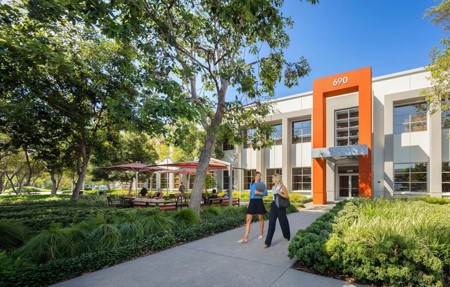 Plus de détails pour 680 N McCarthy Blvd, Milpitas, CA - Bureau à louer
